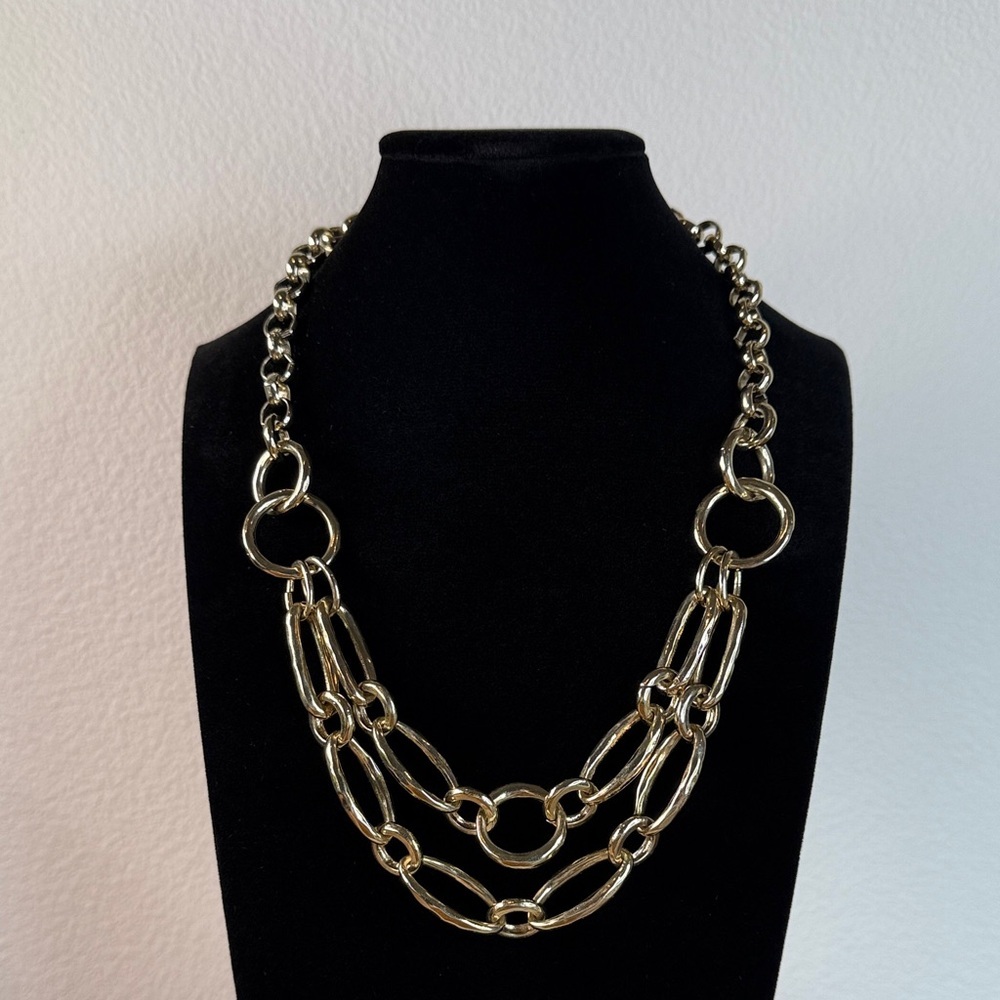 Elegant Gold Chain Necklace